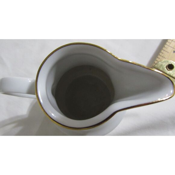 Vintage 1970's GDR coffee tea creamer Henneberg porcelain gold trim floral - Picture 3 of 6